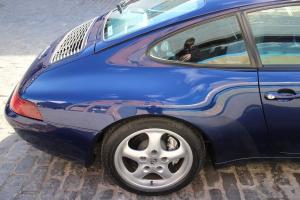 Porsche 911 Carrera 4 3.6 Coupe X51 Pack 1995 года 